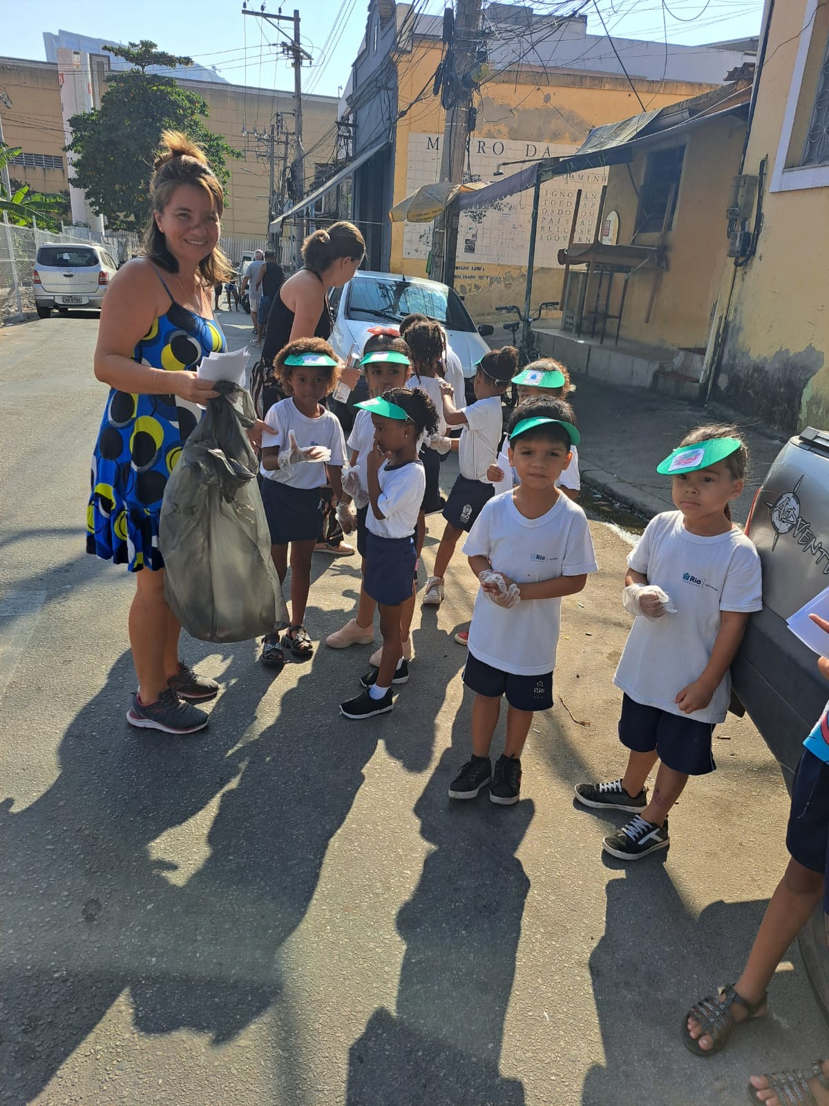‘Seja gentil com a cidade’ envolve crianças e professores da Creche Municipal Tia Dora, no desenvolvimento do programa Esse Rio é Meu