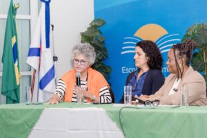Izabella Teixeira: “O Brasil precisa parar de terceirizar a si mesmo”