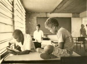 Quando ensinar transforma: o documentário Invencíveis e o legado da Escola Tia Ciata