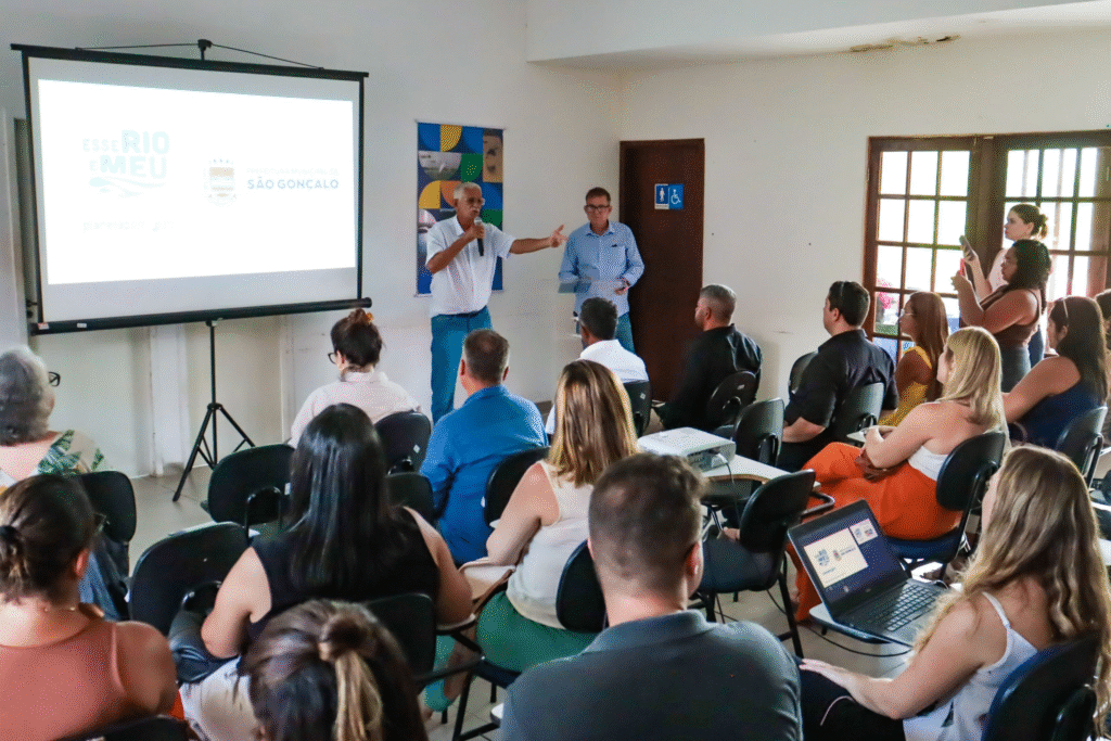 Encontro reuniu lideranças municipais.