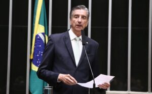 Comissão de Educação da Câmara dos Deputados aprova inclusão da educação climática no currículo escolar