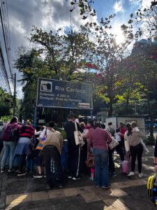 ‘Psiuuu… eu estou escutando o Rio Carioca’. Escondido, rio é descoberto pelas crianças da Creche Municipal Aracy Guimarães Rosa